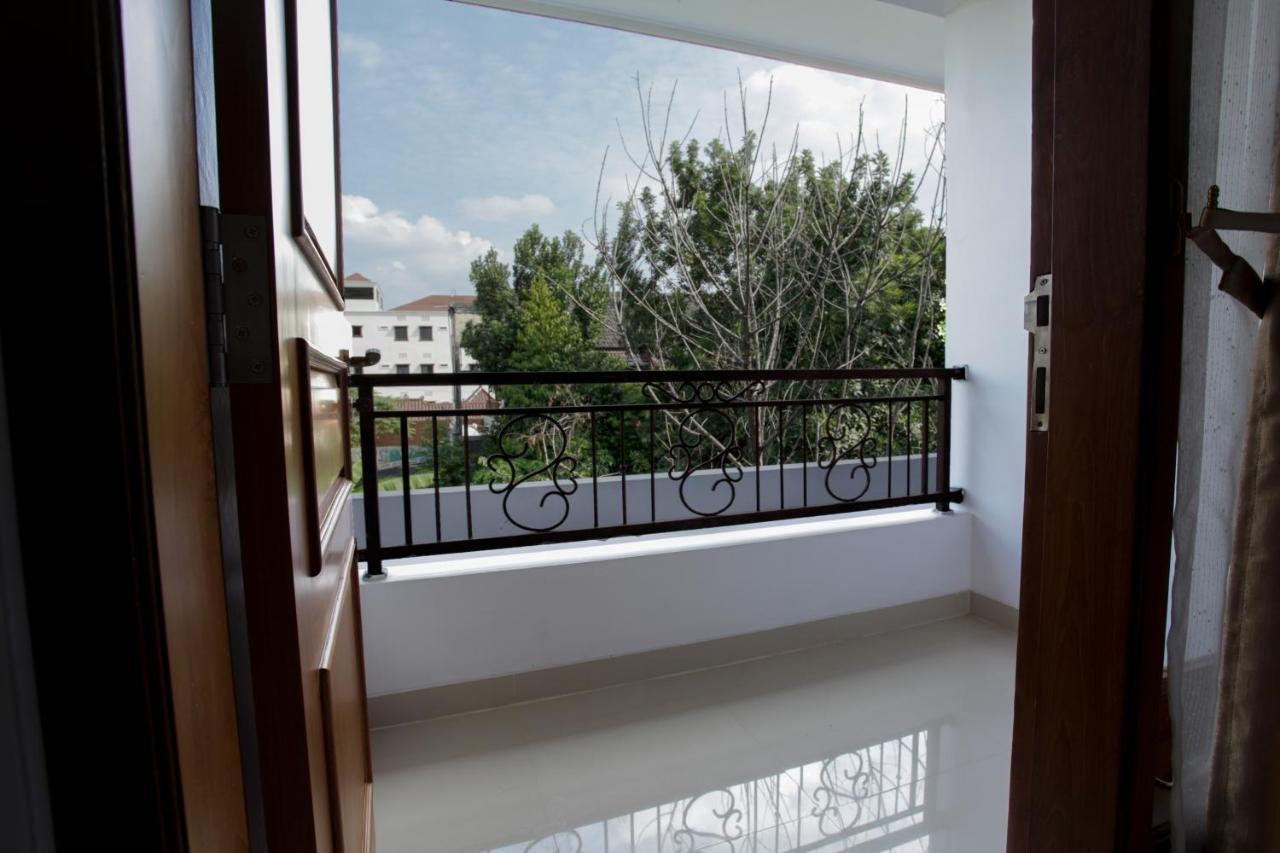 Banua Raya Homestay Yogyakarta Exteriör bild